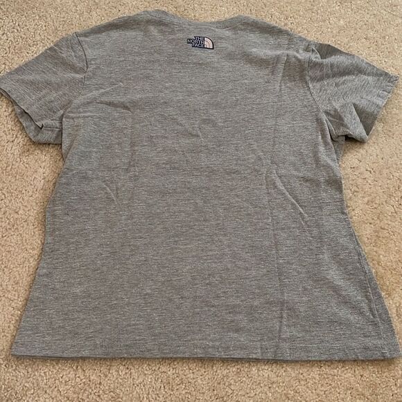 The North Face Gray Short Sleeve Tee - Picture 6 of 9